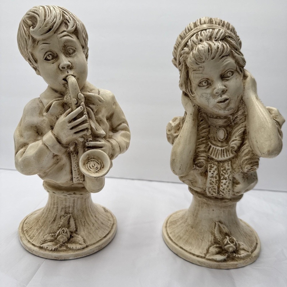 Vintage 1971 Kendrick UNIVERSAL STATUARY CO. 10" Saxophone Boy & Girl Statues